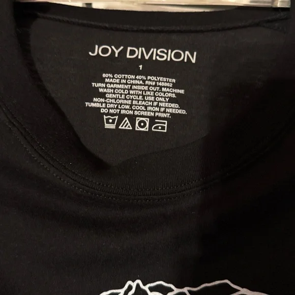 Torrid Joy Division Unknown Pleasures Long Sleeve Tee - Picture 3 of 5